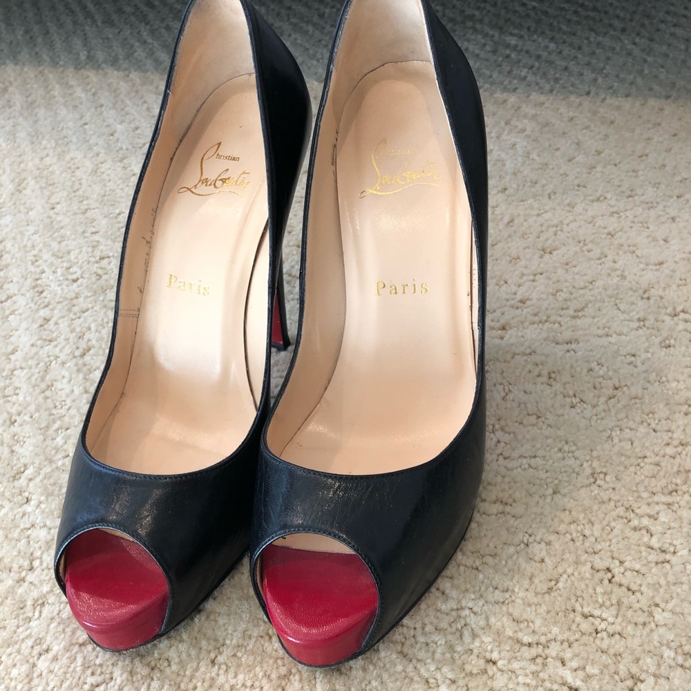 Christian Louboutin peep black toe heels - size 7 - Picture 5 of 6